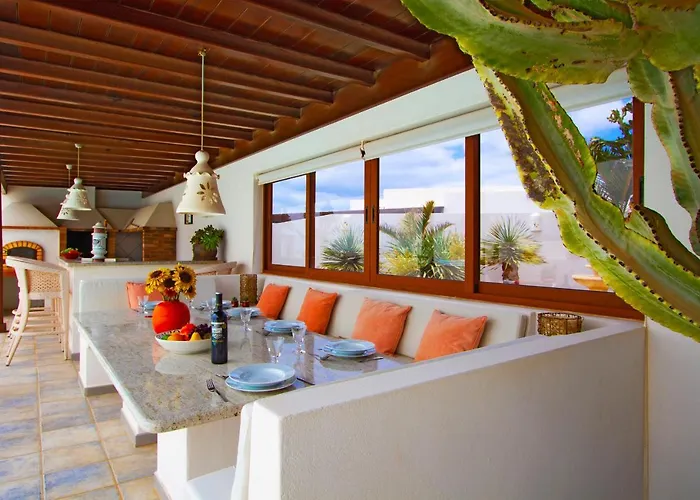 Chimeneas * Playa Blanca (Lanzarote)